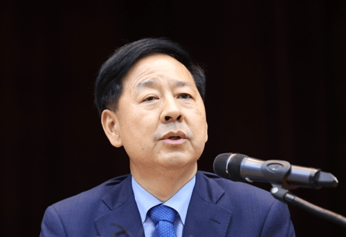 韓國經(jīng)濟副總理：美方不再堅持3500億美元投資全部以現(xiàn)金形式提供<strong></p>
<p>西鳳酒
</strong>，這是“重大進展”:西鳳酒
