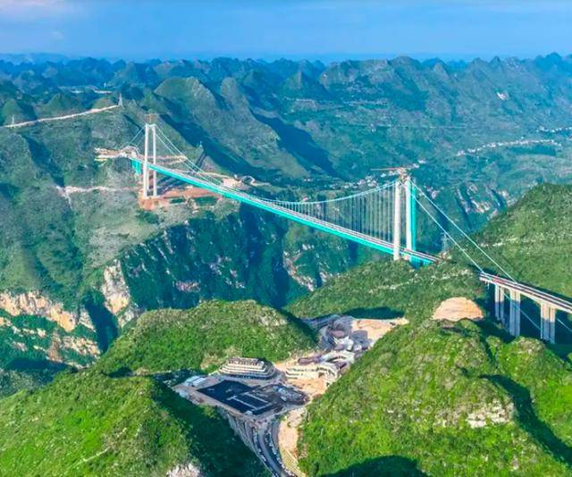 貴州“世界第一高橋”有繩蹦極2999元/次被指“蹦極刺客”，多方回應(yīng):西鳳酒
