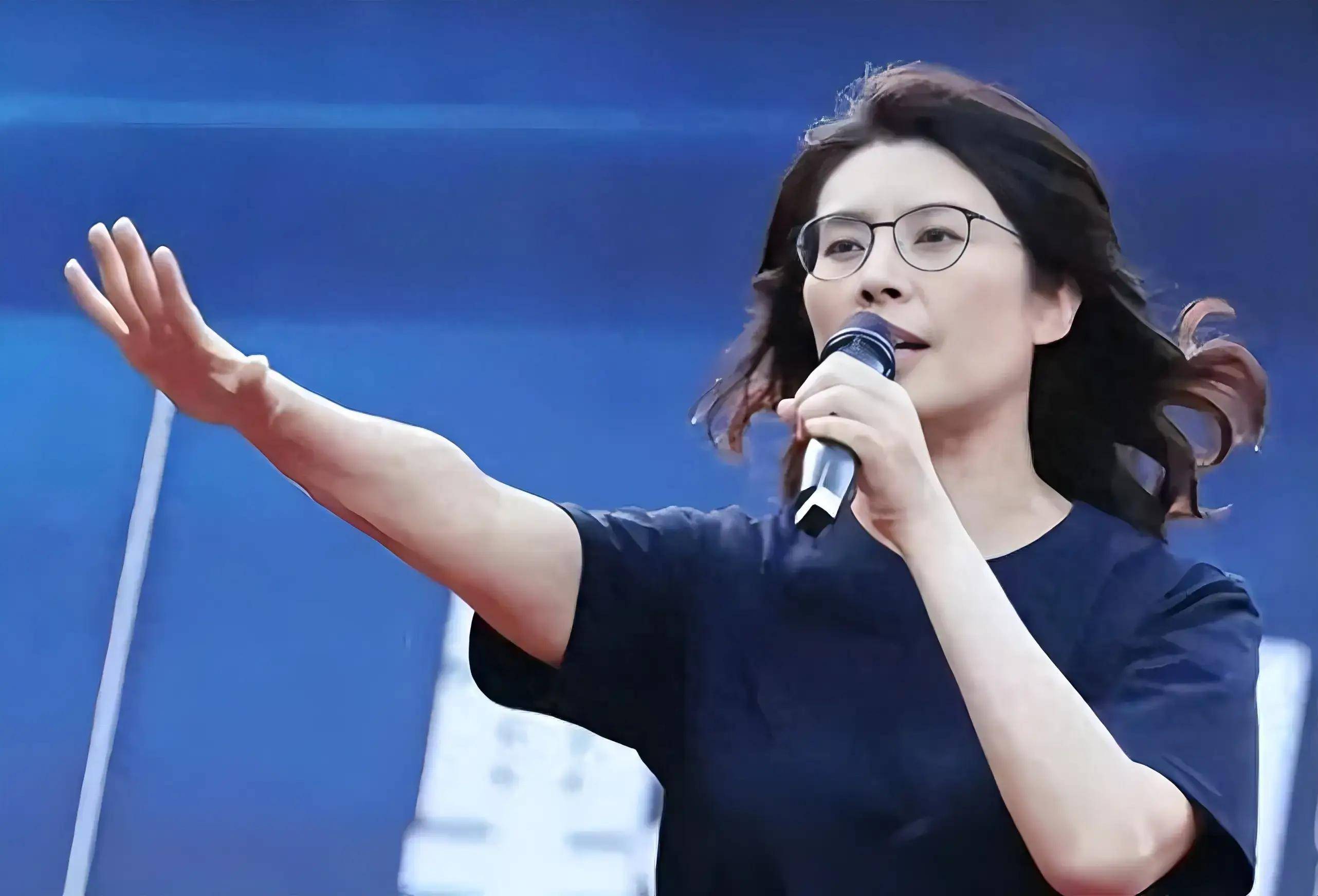 最后3天<strong></p>
<p>西鳳酒
</strong>，鄭麗文支持率暴漲，洪秀柱定調(diào)：必須就統(tǒng)一表明態(tài)度:西鳳酒

