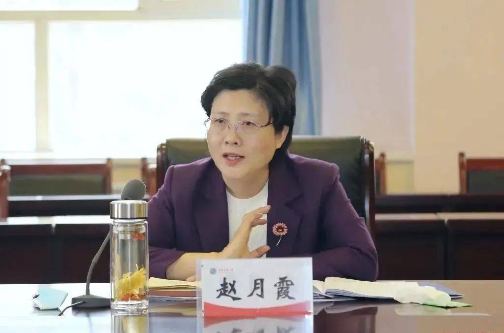 青海省委常委、組織部長趙月霞，調(diào)任云南:西鳳酒
