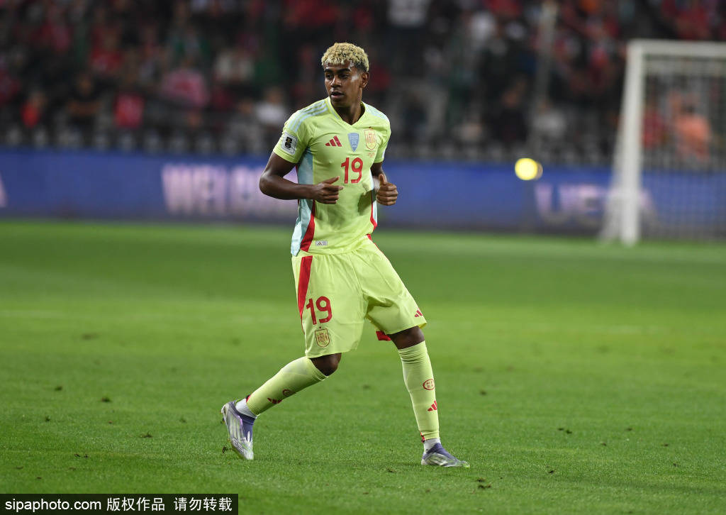 曼城豪擲4億歐元追逐亞馬爾，貝林厄姆或?qū)⒏鎰e皇馬！:西鳳酒
