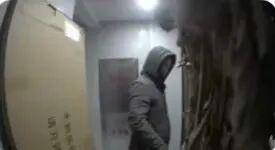 湖南一女主播被偽裝的包裹炸傷<strong></p>
<p>西鳳酒
</strong>，永州公安：正在核實(shí)具體情況:西鳳酒
