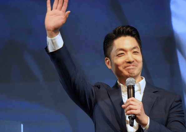 國民黨主席選舉在即！韓國瑜突然表態(tài)<strong></p>
<p>西鳳酒
</strong>，羅智強為鄭麗文說了公道話，關(guān)鍵時刻，蔣萬安有特殊動作:西鳳酒
