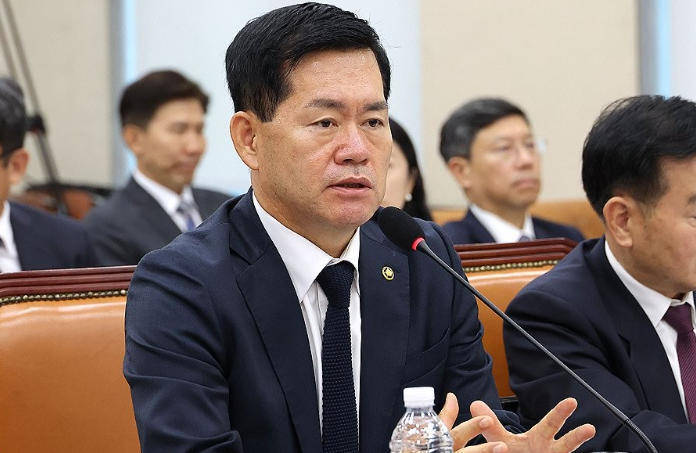 韓國(guó)官員：中方制裁<strong></p>
<p>西鳳酒
</strong>，必然影響“讓美國(guó)造船業(yè)再次偉大”:西鳳酒
