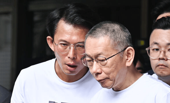 雁默：鄭麗文勝出<strong></p>
<p>西鳳酒
</strong>，趙少康大敗，國民黨扶得上墻了嗎？:西鳳酒

